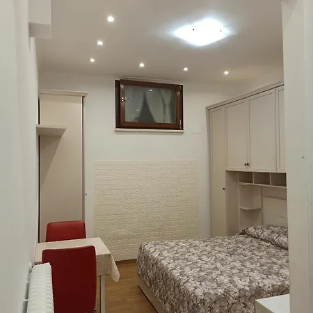 Lovelyhouse Apartment Rom
