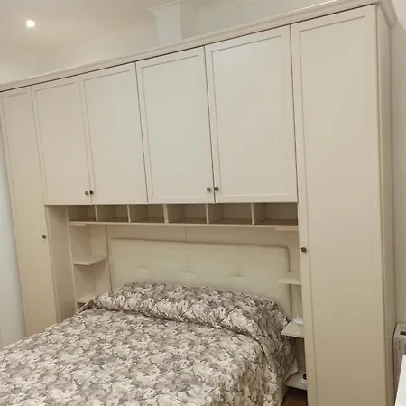 Lovelyhouse